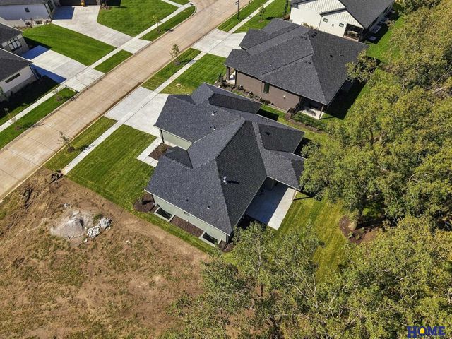 9210 Triana Lane, Lincoln, NE 68510