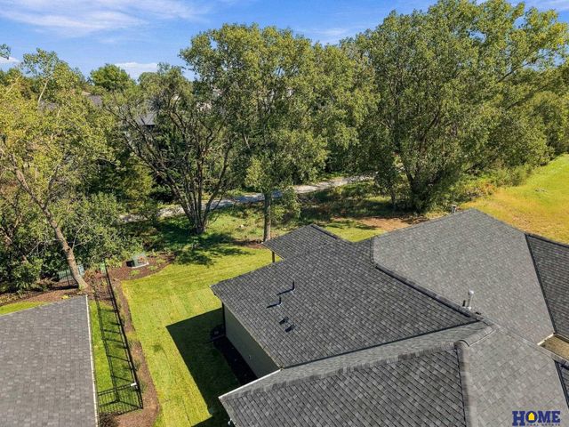 9210 Triana Lane, Lincoln, NE 68510