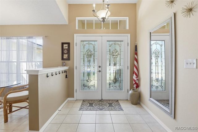 11440 W Waterway Drive, Homosassa, FL 34448