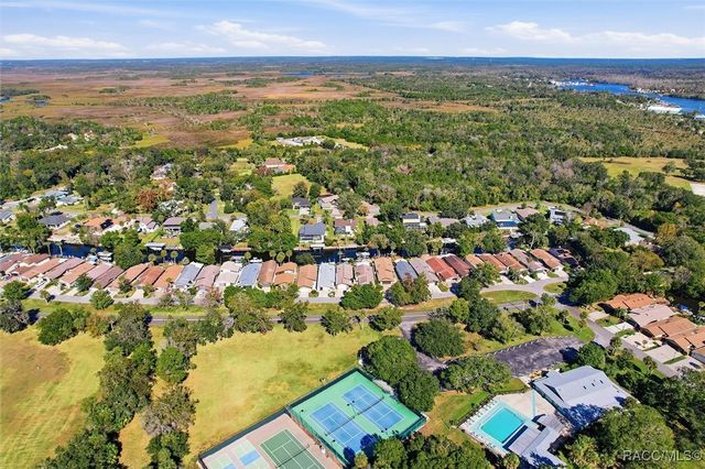 11440 W Waterway Drive, Homosassa, FL 34448