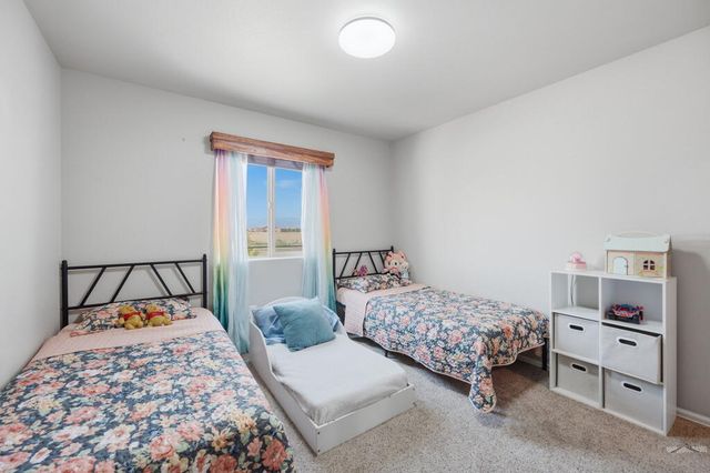 1073 W Mescalero Dr, Pueblo, CO 81007
