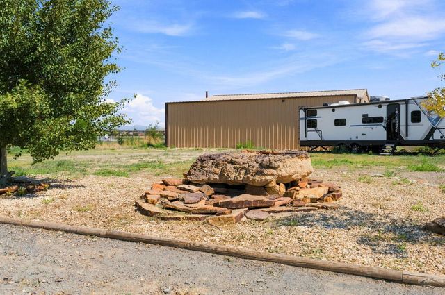 1073 W Mescalero Dr, Pueblo, CO 81007