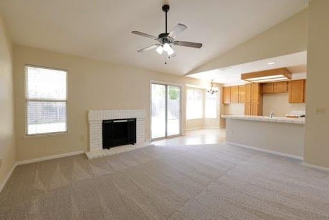 8724 Kentshire Way, Sacramento, CA 95828