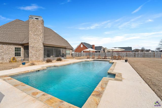 1008 Chattahoochee Drive, Bonaire, GA 31005