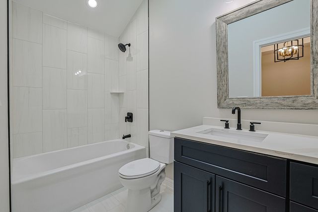 11520 S Leclaire Avenue, Alsip, IL 60803