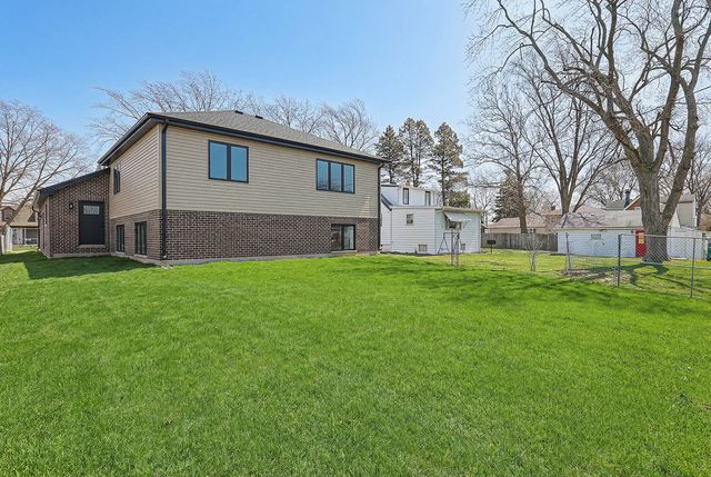 11520 S Leclaire Avenue, Alsip, IL 60803