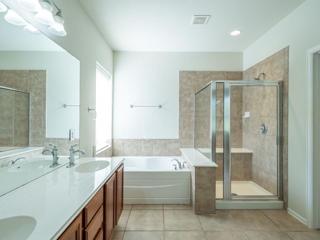 572 Big Meadow RD, Austin, TX 78737