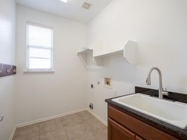 572 Big Meadow RD, Austin, TX 78737
