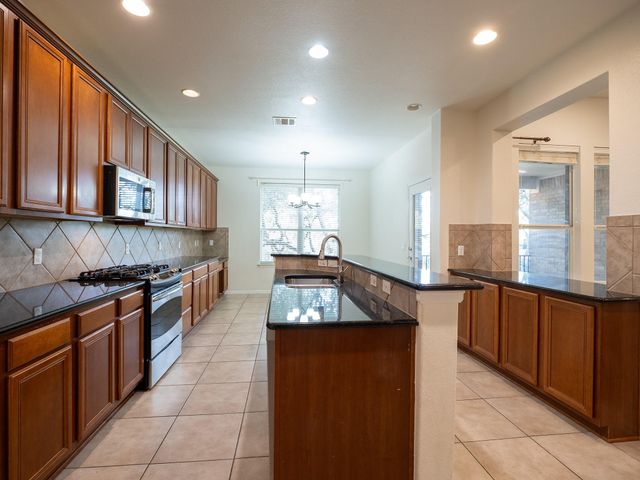 572 Big Meadow RD, Austin, TX 78737