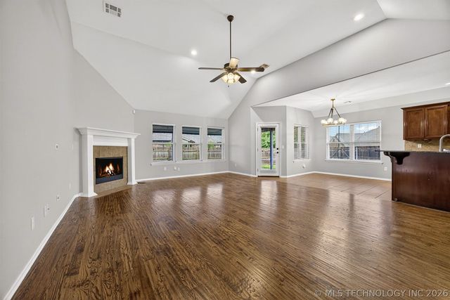 9101 N 153rd Court E, Owasso, OK 74055