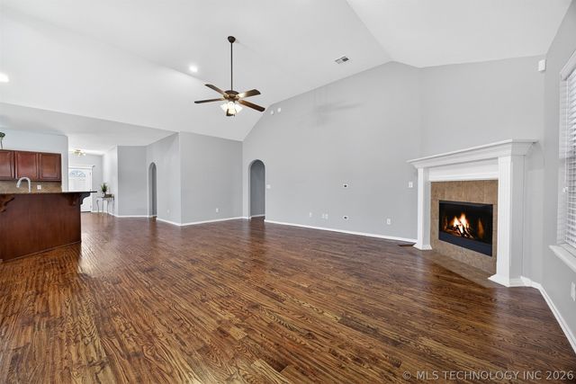 9101 N 153rd Court E, Owasso, OK 74055