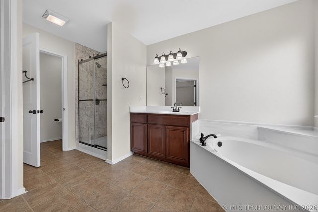 9101 N 153rd Court E, Owasso, OK 74055