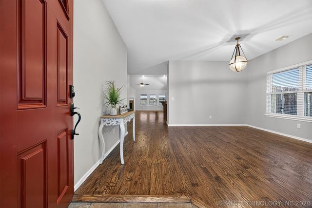 9101 N 153rd Court E, Owasso, OK 74055