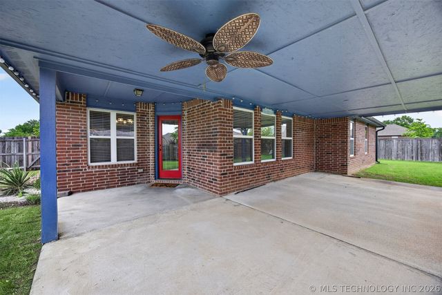 9101 N 153rd Court E, Owasso, OK 74055