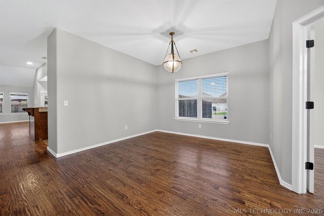 9101 N 153rd Court E, Owasso, OK 74055