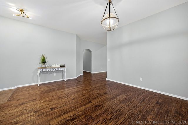 9101 N 153rd Court E, Owasso, OK 74055