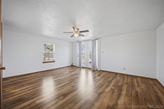 3348 Hardy Springs, Mcalester, OK 74501