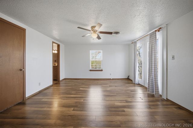 3348 Hardy Springs, Mcalester, OK 74501