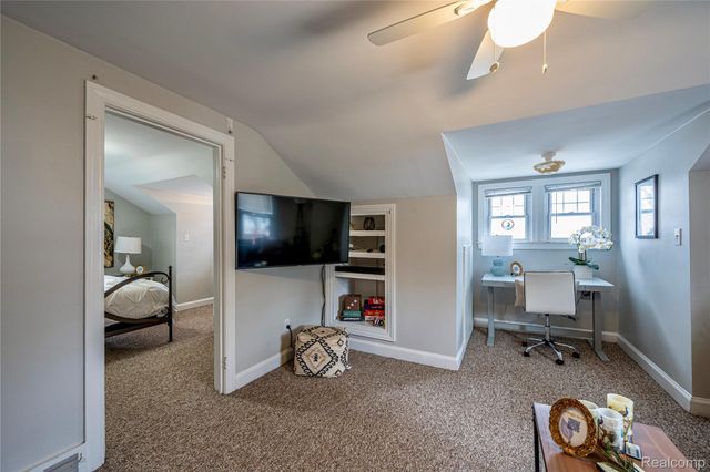 1226 E 6th Street, Royal Oak, MI 48067