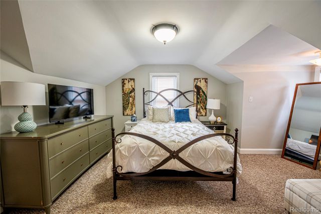 1226 E 6th Street, Royal Oak, MI 48067