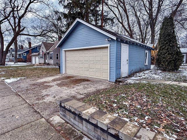 1226 E 6th Street, Royal Oak, MI 48067