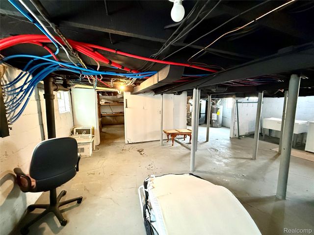 1226 E 6th Street, Royal Oak, MI 48067