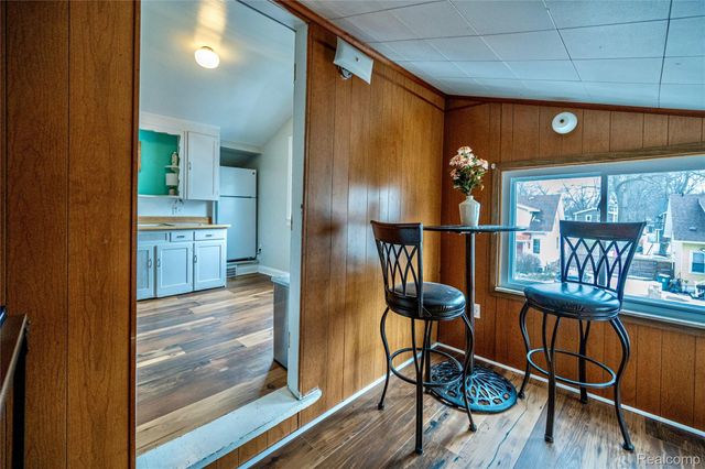 1226 E 6th Street, Royal Oak, MI 48067