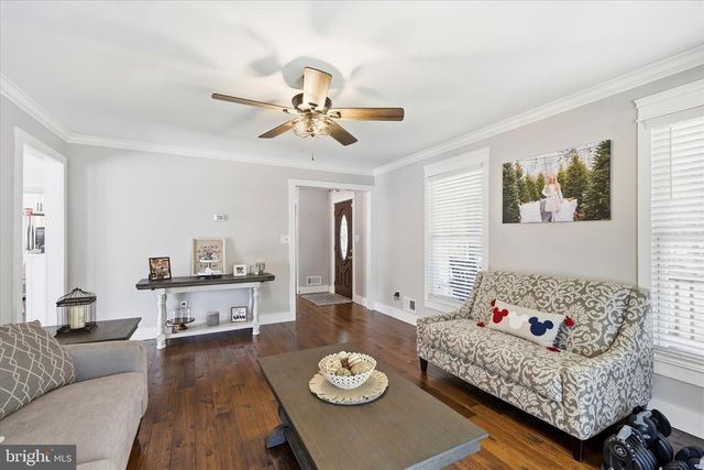 176 WARREN GROVE RD, Barnegat, NJ 08005