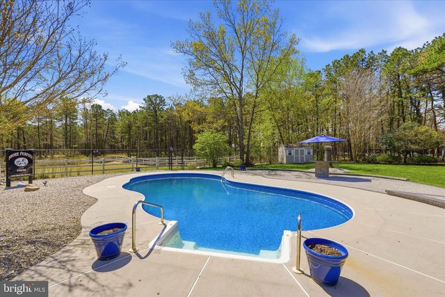 176 WARREN GROVE RD, Barnegat, NJ 08005