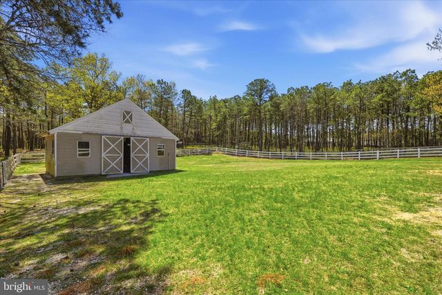 176 WARREN GROVE RD, Barnegat, NJ 08005