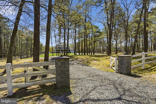176 WARREN GROVE RD, Barnegat, NJ 08005