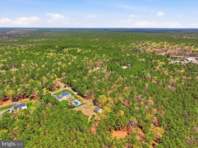 176 WARREN GROVE RD, Barnegat, NJ 08005