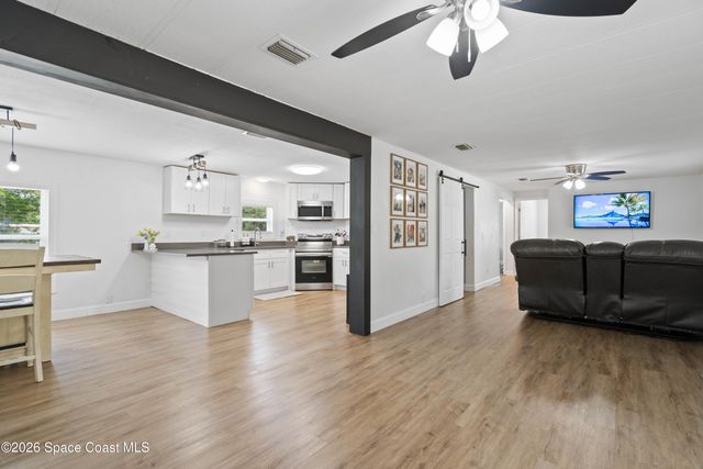 9025 Lincoln Road, St. Cloud, FL 34773