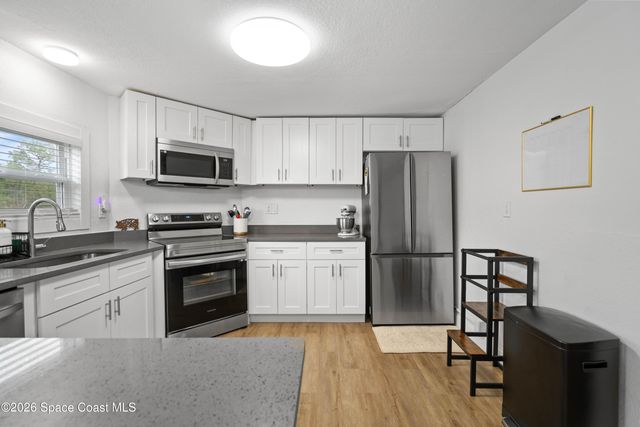 9025 Lincoln Road, St. Cloud, FL 34773