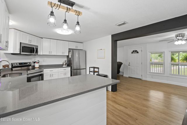 9025 Lincoln Road, St. Cloud, FL 34773