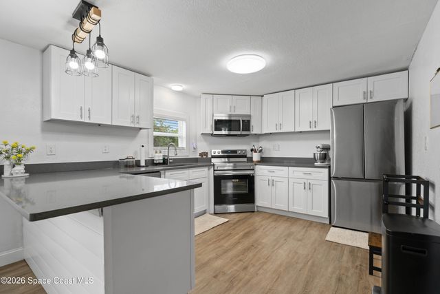 9025 Lincoln Road, St. Cloud, FL 34773