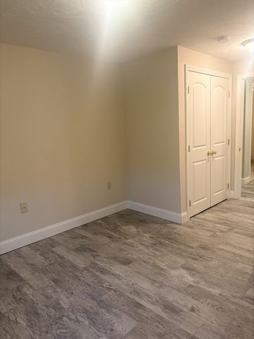86 Maple Street 1, Waltham, MA 02453