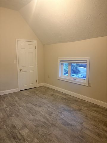 86 Maple Street 1, Waltham, MA 02453