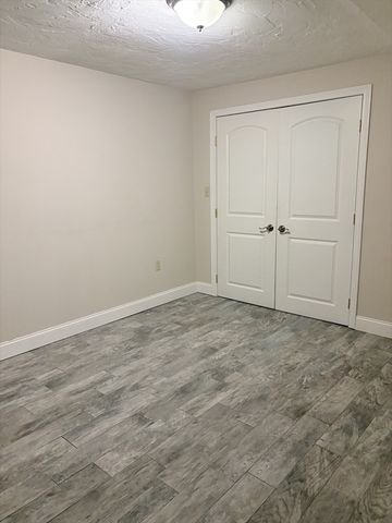 86 Maple Street 1, Waltham, MA 02453