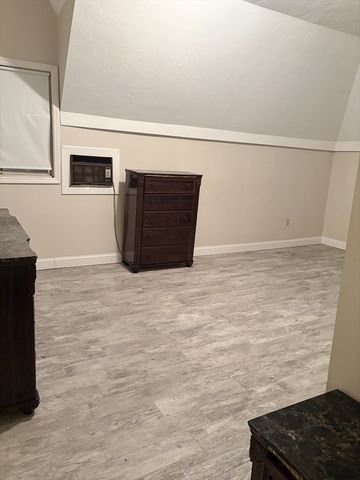 86 Maple Street 1, Waltham, MA 02453