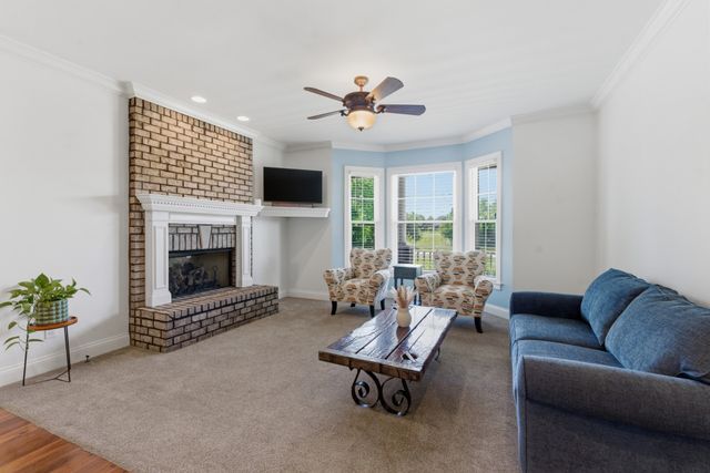 239 Grandview Cir, Gallatin, TN 37066
