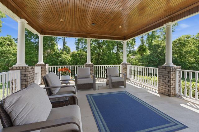 239 Grandview Cir, Gallatin, TN 37066