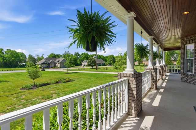 239 Grandview Cir, Gallatin, TN 37066