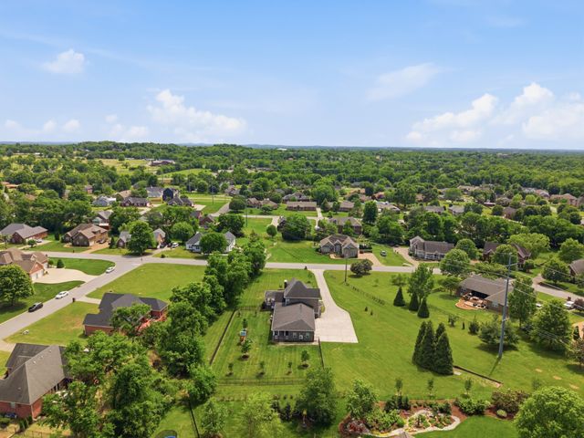 239 Grandview Cir, Gallatin, TN 37066