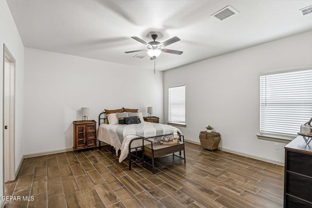841 MAGNOLIA PARK Street, Santa Teresa, NM 88008