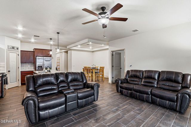 841 MAGNOLIA PARK Street, Santa Teresa, NM 88008