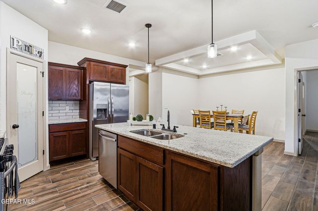 841 MAGNOLIA PARK Street, Santa Teresa, NM 88008