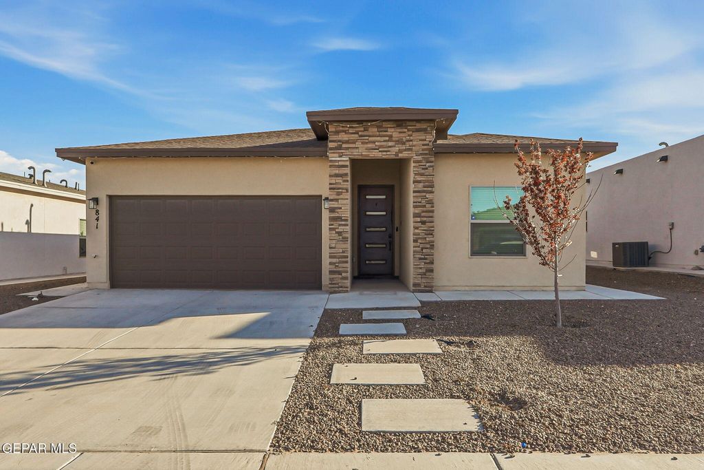 841 MAGNOLIA PARK Street, Santa Teresa, NM 88008