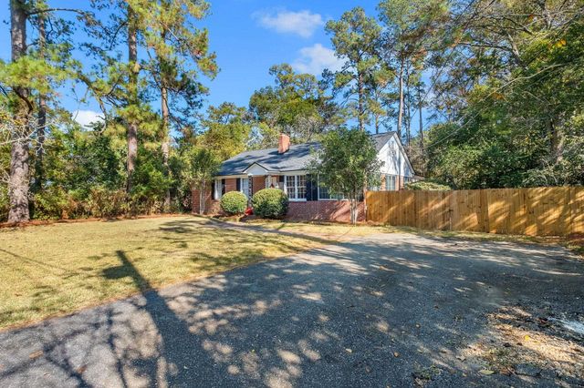 2007 Dellwood Drive, Tallahassee, FL 32303