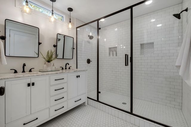 2007 Dellwood Drive, Tallahassee, FL 32303